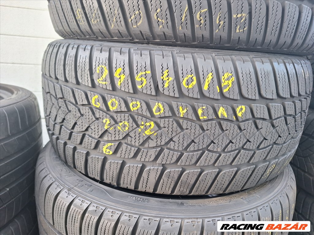  245/40/18"  Goodyear téli gumi  1. kép