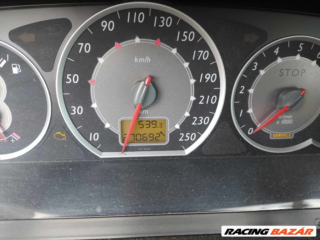 2007 Citroen C5 2.0 diesel, 5 fokozatú manuális- balkormányos jármű ÉRKEZETT bontási céllal!  10. kép