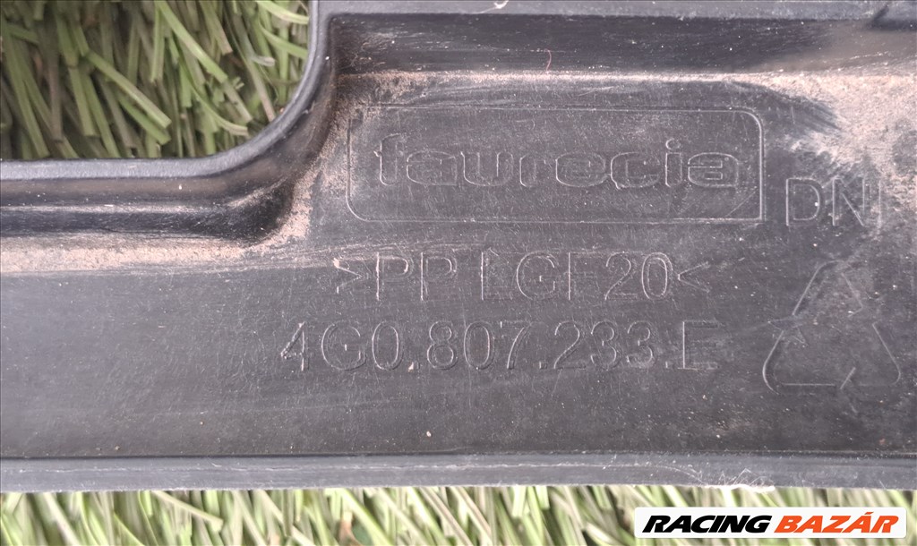 Audi A6 (C7 - 4G) C7 - 4G első lökhárító kis sérüléssel 4g0807233e 11. kép