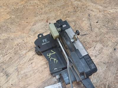 Opel Vectra C (2002-2009) Jobb Első Ajtó Központizár