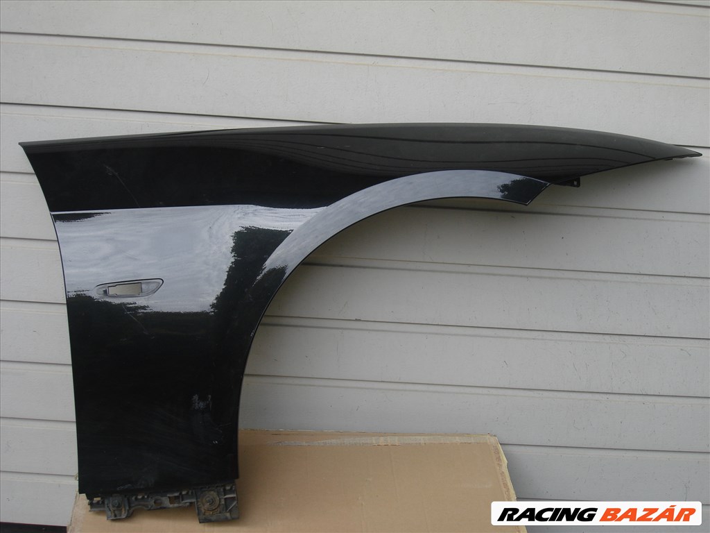 BMW 3-as Cupé Cabrio E92 E93 LCI Jobb első Sárvédő 41.357146066 2010-től Hibátlan 1. kép