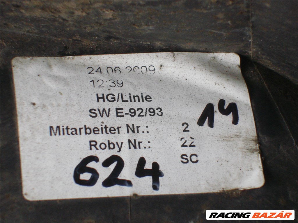 BMW 3-as Cupé Cabrio E92 E93 LCI Jobb első Sárvédő 41.357146066 2010-től Hibátlan 5. kép