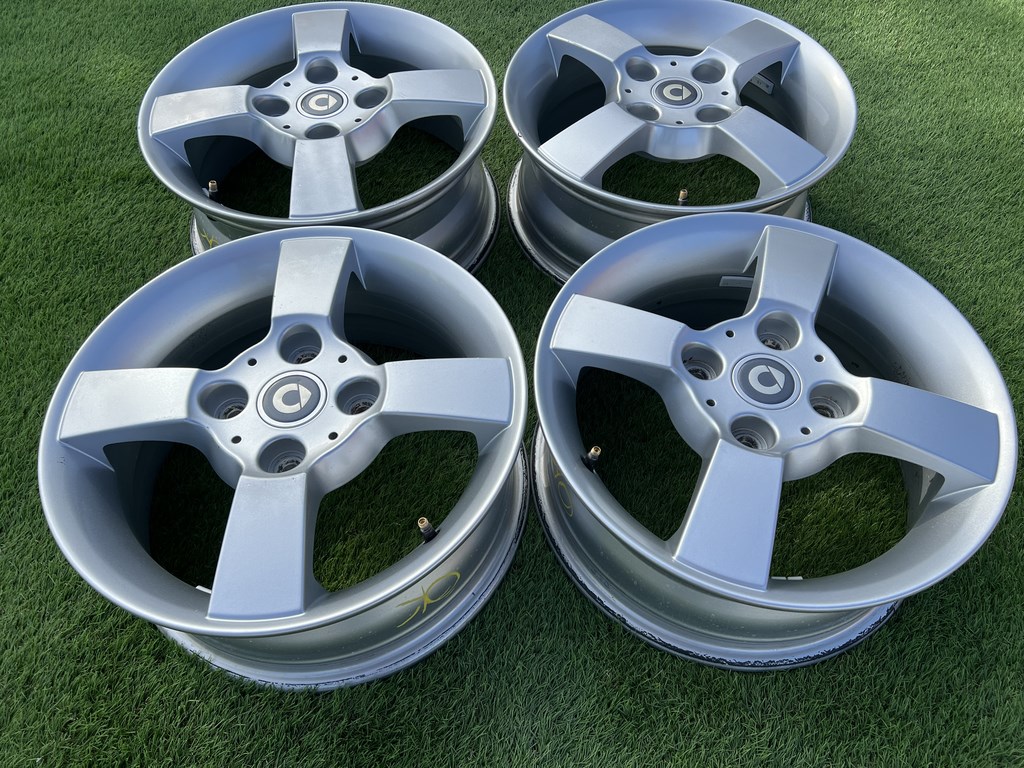 4x114.3 15" Smart gyári alufelni 6Jx15h2 ET46 6. kép
