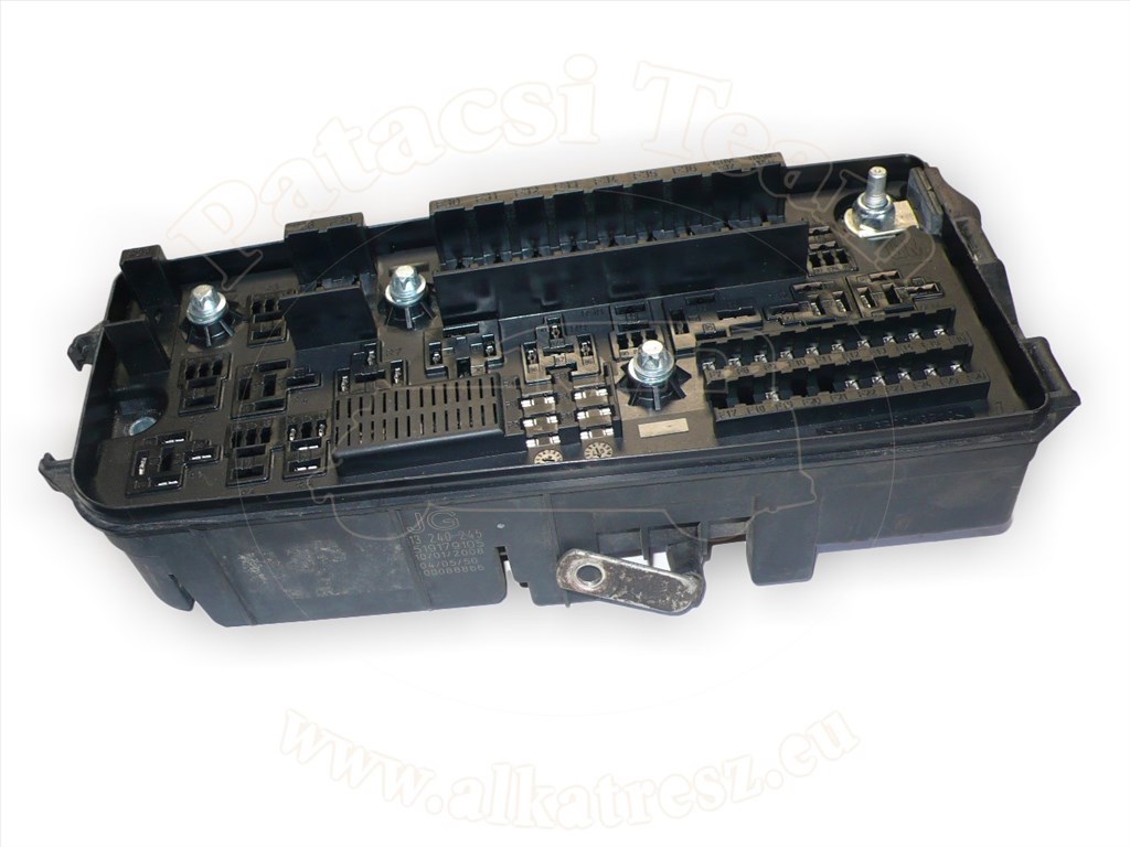 Opel Vectra C/2 2005-2008 - biztosíték tábla, motor, 07-, kivéve kanyarkövető fényszóró, z19dth, jelölés: JG 1. kép