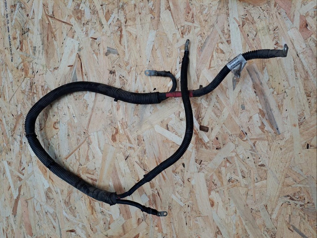 Opel Astra J (2009-2015) Pozitív Kábel 1. kép