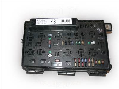 Opel Zafira B 2005-2011 - biztosíték tábla, motor, jelölés: HB