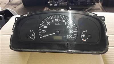 Suzuki Wagon R+ 98-10 Óraegység / Kilométeróra 34100-83E10