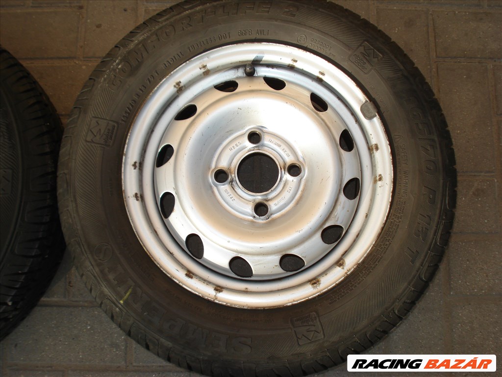  4x100 lyukosztású 13" használt lemezfelni, rajta 165/70 használt Semperit nyári gumi gumi  5. kép