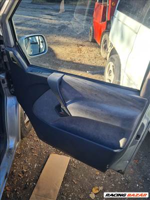 Mercedes Vito 638 V-osztály jobb első ajtókárpit