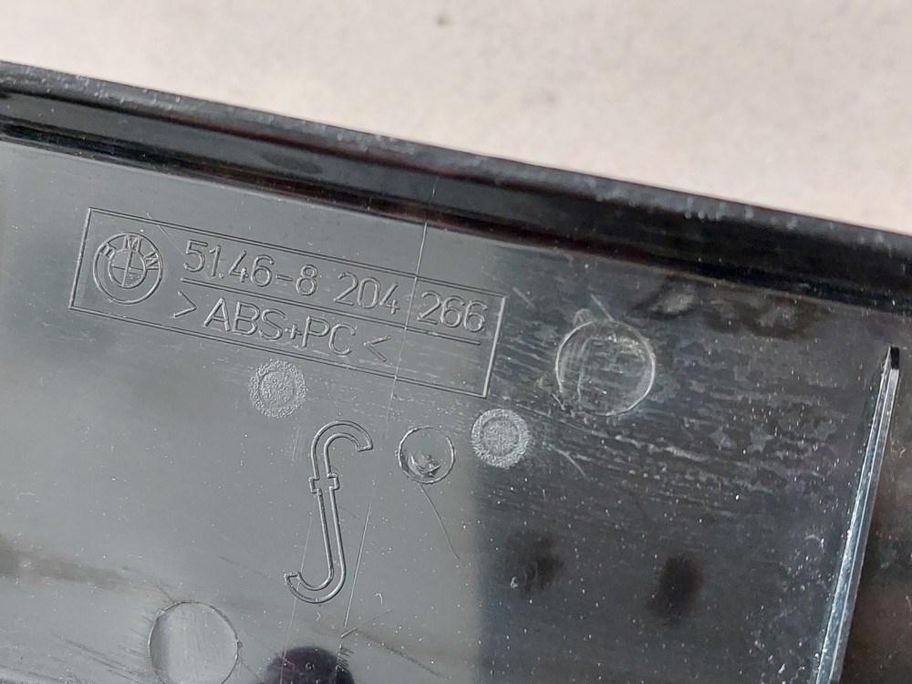 BMW E46 sedan coupe ülés mögötti mûanyag borítás burkolat takaró 2. kép