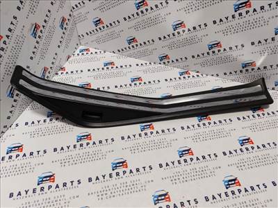 BMW E46 jobb hátsó króm küszöbbelépő küszöb belépő takaró