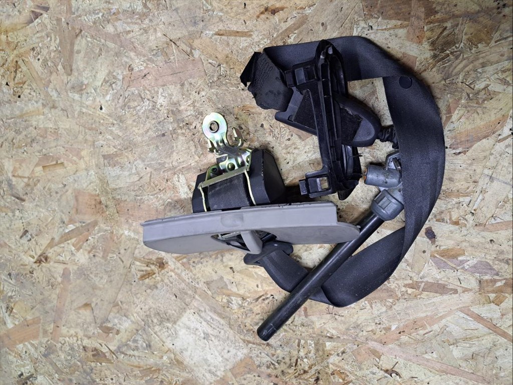 Renault Megane II (2003-2010)  Jobb Első Övfeszítő 1. kép