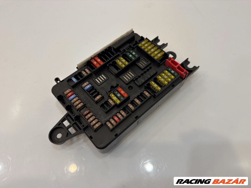 BMW F20 F22 F30 F32 F15 csomagtér biztosítéktábla 61149261110 61149259466 3. kép