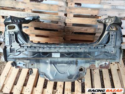 Alfa Romeo 159 hátfal korrodált