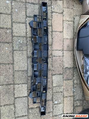 Renault Trafic III ütközés energia elnyelő első 620905080r