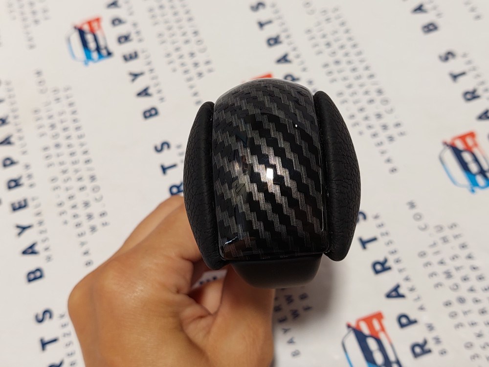 BMW E81 E82 E87 E90 E91 E92 E93 X1 Z4 új karbon carbon bõr automata váltógomb váltókar váltó kar gomb 5. kép