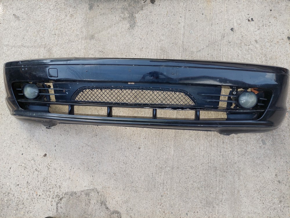 BMW E46 coupe cabrio fekete elsõ lökhárító lökös 1. kép