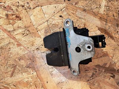 Ford Mondeo MK4 (2006-2014)  Csomagtérajtó Központizár