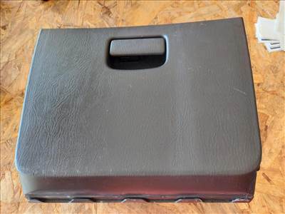 Suzuki Wagon R (2000-2007) Kesztyűtartó