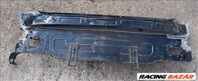 Volkswagen Golf 8 hátfal