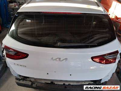 Kia Cee'd (CD) facelift Csomagtérajtó 