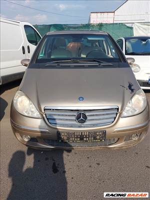 Mercedes A 200 (W169) bontott alkatrészei