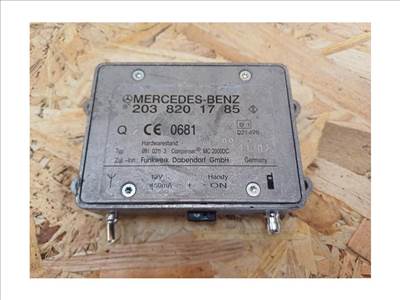 Mercedes ML W163 (1998-2005) Antenna Erősítő