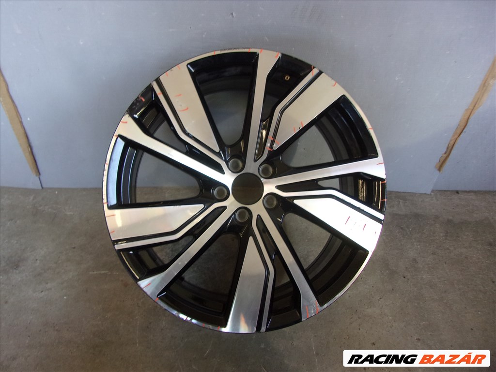 Gyári alufelni Volvo XC40 20x8ET50.5 1. kép