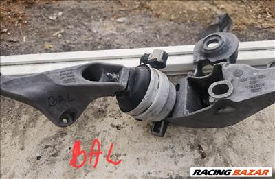 Volvo S80 2.4 Motortartó bak bal