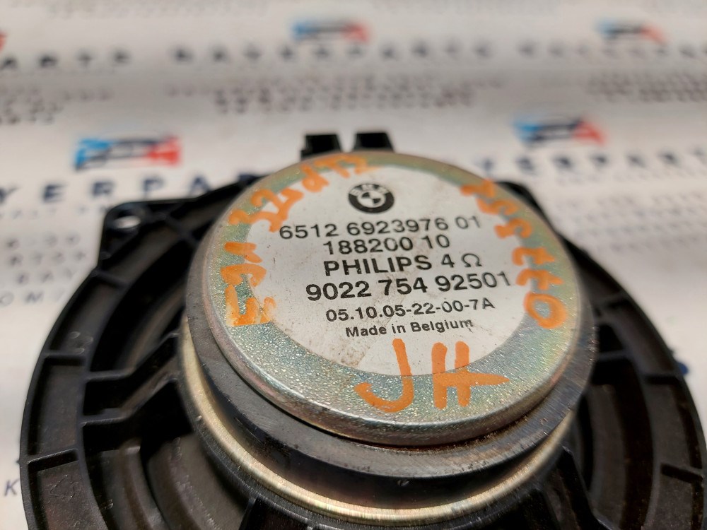 BMW E87 E88 E90 E91 E92 E93 hátsó hangszóró 3. kép