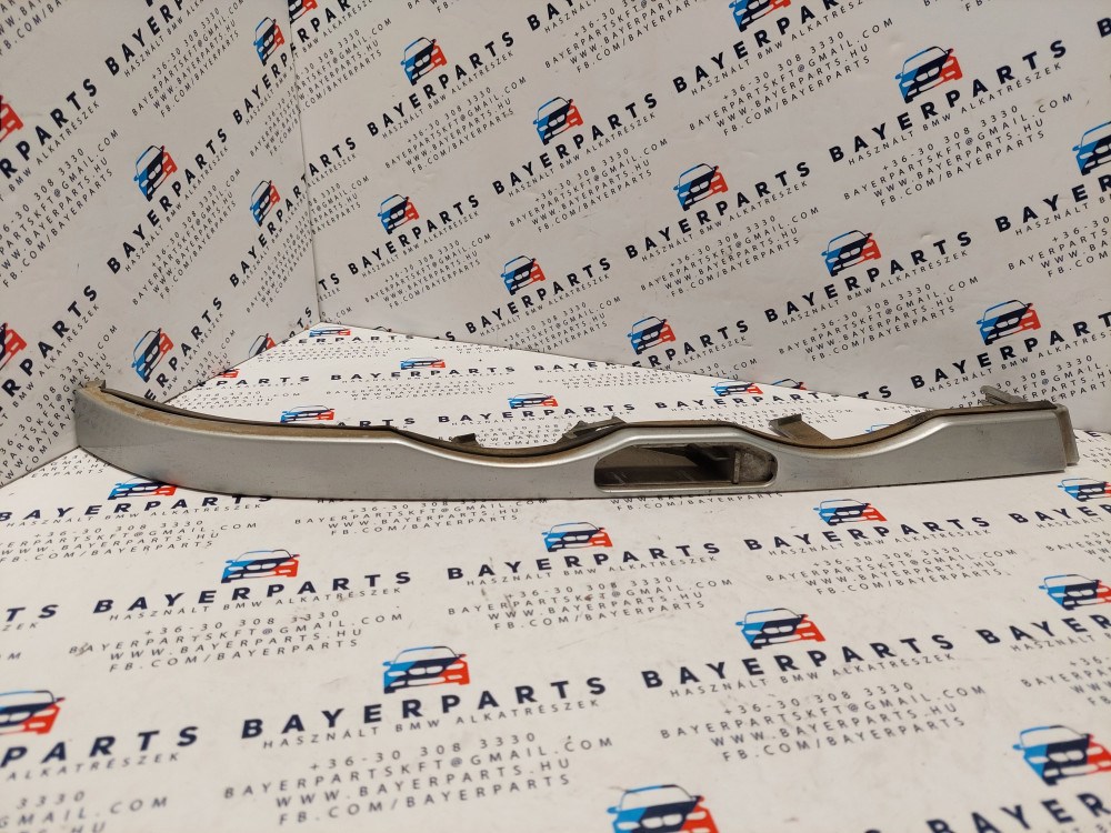 BMW E46 sedan touring jobb elsõ ezüst titansilber fényszórómosós lámpamosó bajuszléc bajusz léc - üres - hibás 1. kép