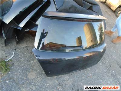 Suzuki Swift V csomagtér ajtó