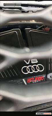 Audi RS6 (C5 - 4B)  motor  bcy00