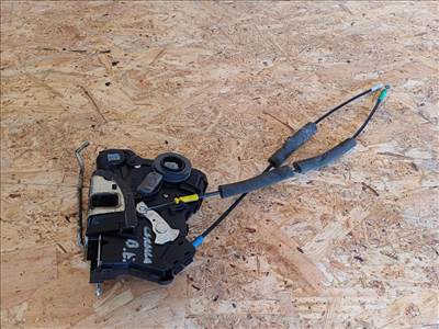 Toyota Corolla Verso ( 2005-2009) Bal Első Ajtó Központizár