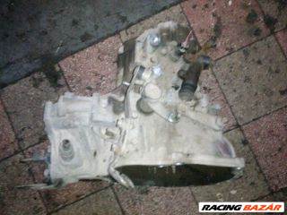 Hyundai Lantra (J2/RD) Váltó (Mechanikus) *110922*