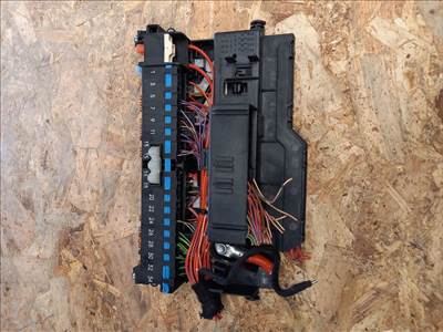 BMW X3  E83 (2004-2010)   Biztosíték Tábla