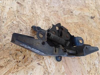 Toyota Corolla Verso ( 2005-2009) Motorháztető Zár