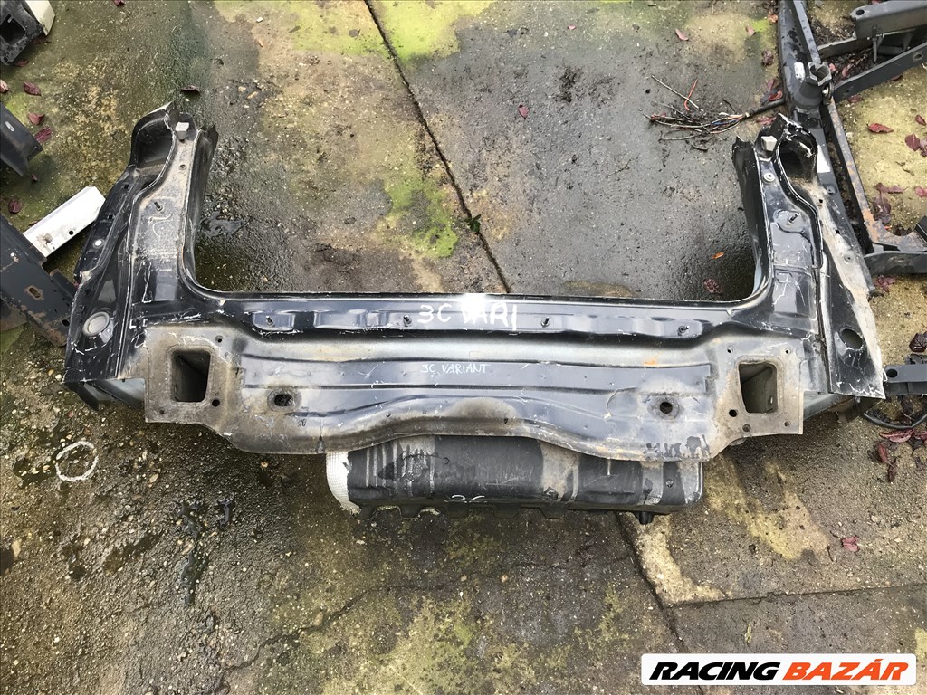 Volkswagen Passat B6 Avant _ hátfal 1. kép