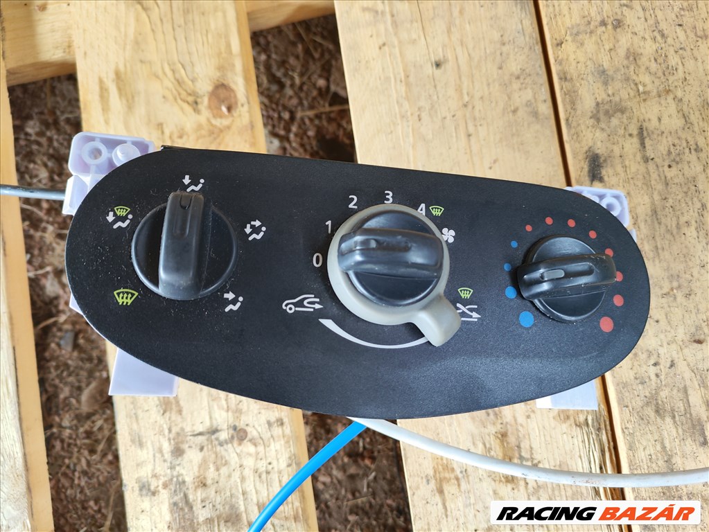 Dacia Sandero I fűtéskapcsoló  n106277p 2. kép