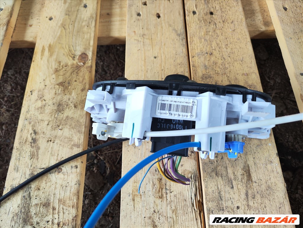 Dacia Sandero I fűtéskapcsoló  n106277p 3. kép