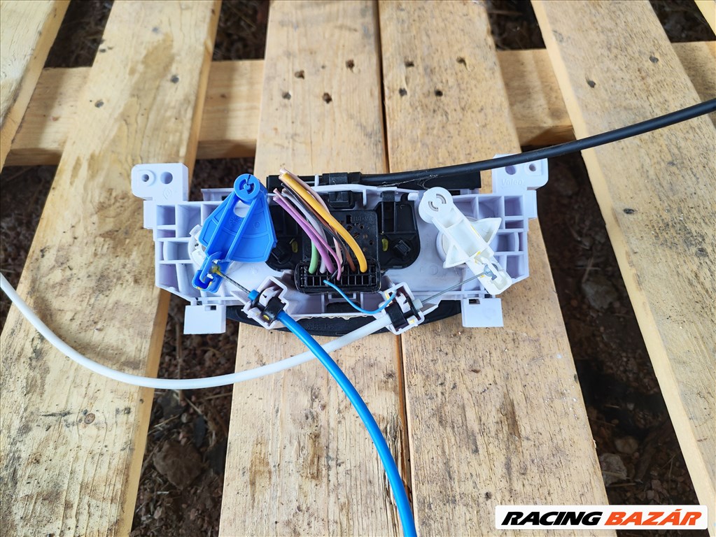 Dacia Sandero I fűtéskapcsoló  n106277p 5. kép