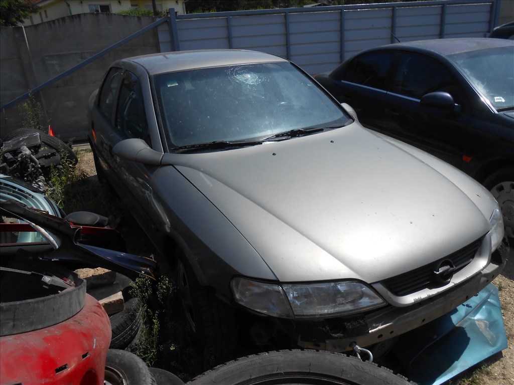 OPEL VECTRA B (J96) 1.6 I 16V (F19) motorvezérlő 2. kép
