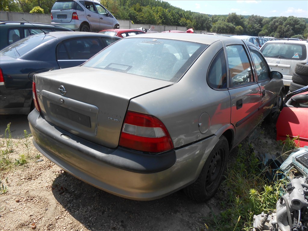 OPEL VECTRA B (J96) 1.6 I 16V (F19) motorvezérlő 3. kép