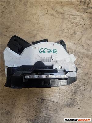 Volkswagen Golf VI Jobb első zárszerkezet  5k1837016b