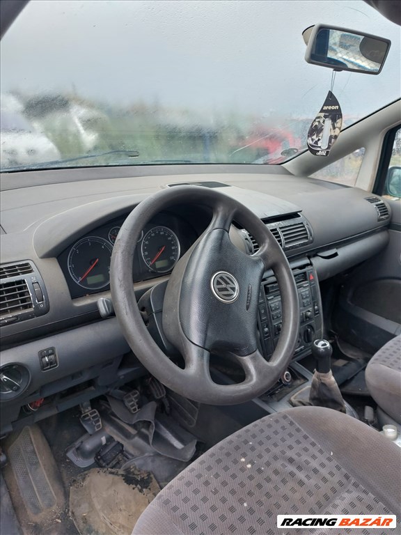 Volkswagen Sharan I bontott alkatrészei 6. kép