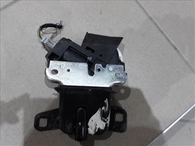 Audi a6 4f C6  (2004-2011)  Sedán csomagtér ajtózár