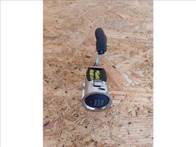 Toyota Corolla Verso ( 2005-2009 Start Stop Kapcsoló