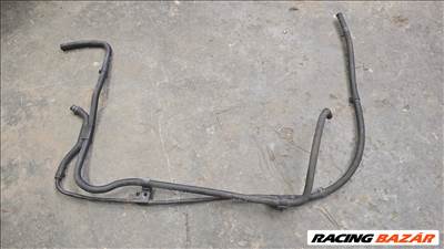 Volkswagen Golf IV hűtőfolyadék tömlő 036133518e