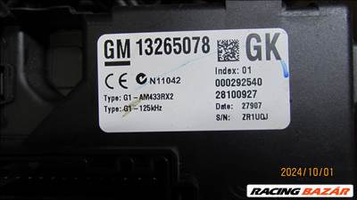 Opel Corsa D biztosítéktábla 13265078gk
