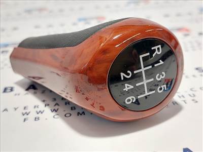 BMW E30 E32 E36 E34 E39 E46 E39 E90 E60 E87 stb. fa fabetétes 6-os új váltógomb váltókar